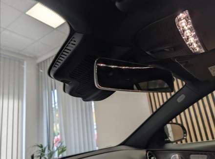 Mercedes-Benz - E-class