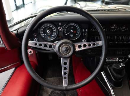 Jaguar - E-type
