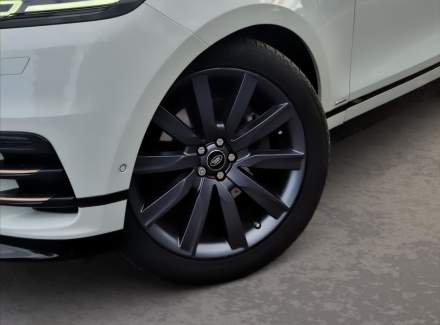 Land Rover - Range Rover Velar