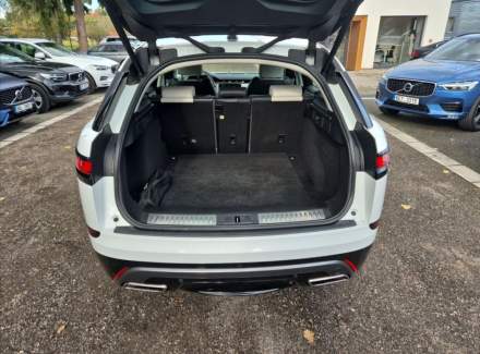 Land Rover - Range Rover Velar