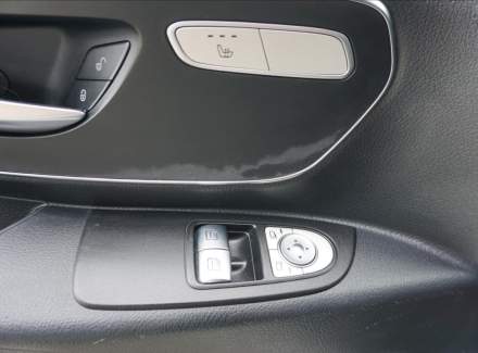 Mercedes-Benz - Vito