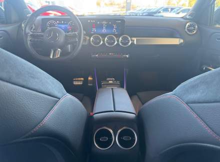 Mercedes-Benz - GLB