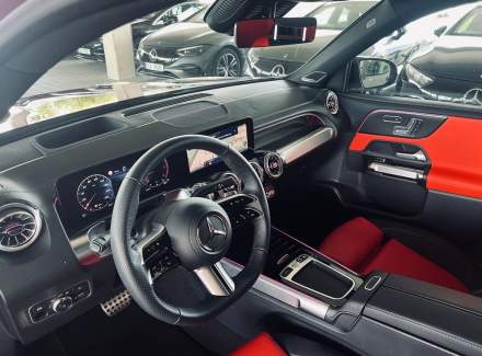 Mercedes-Benz - GLB