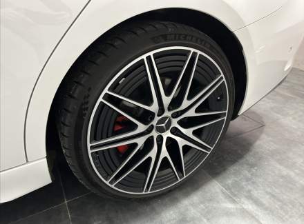 Mercedes-Benz - C-class