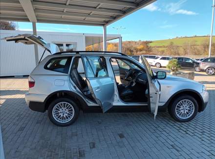 BMW - X3