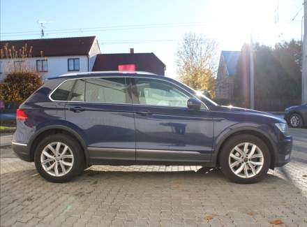 Volkswagen - Tiguan