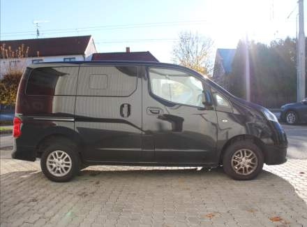 Nissan - NV200