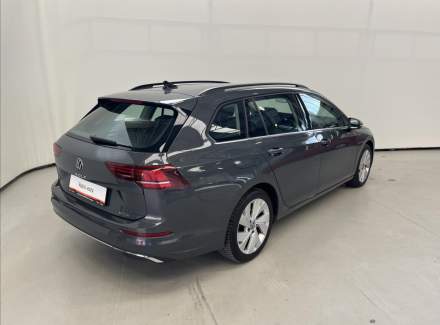 Volkswagen - Golf