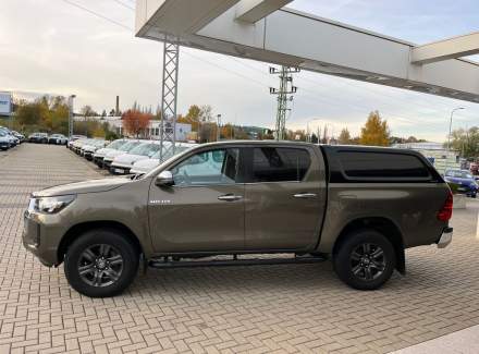 Toyota - Hilux