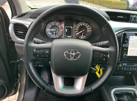 Toyota - Hilux