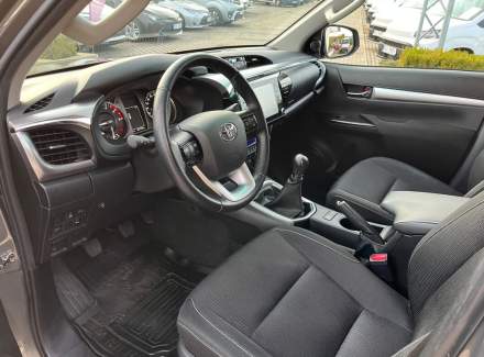 Toyota - Hilux