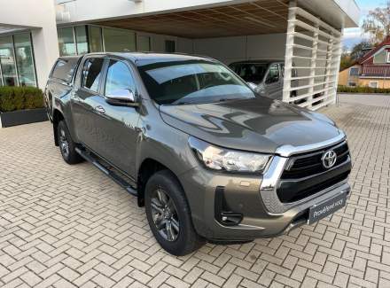Toyota - Hilux