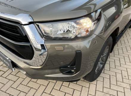 Toyota - Hilux