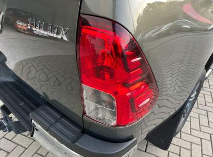 Toyota - Hilux