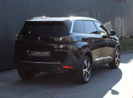 Peugeot - 5008