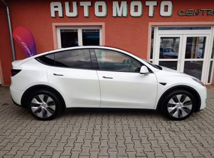 Tesla - Model Y