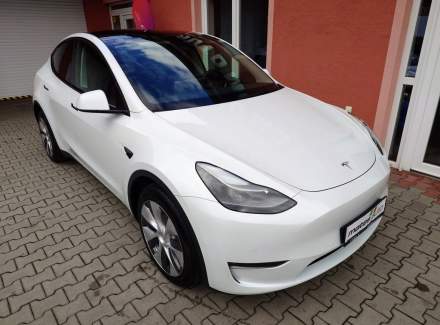 Tesla - Model Y