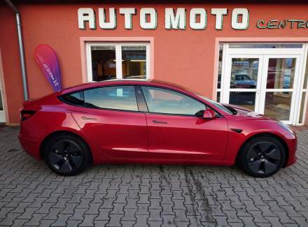 Tesla - Model 3