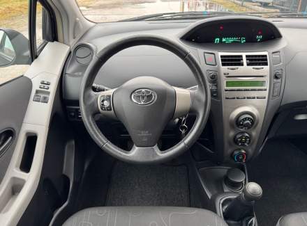 Toyota - Yaris
