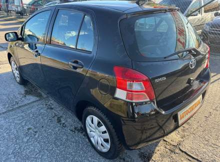 Toyota - Yaris