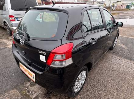 Toyota - Yaris