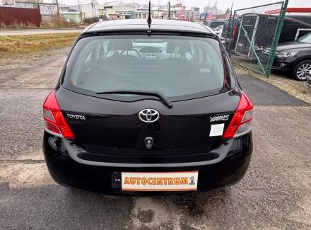 Toyota - Yaris
