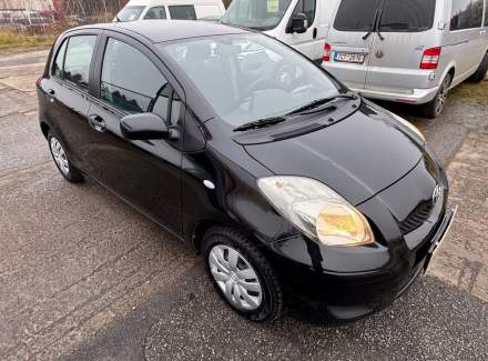 Toyota - Yaris