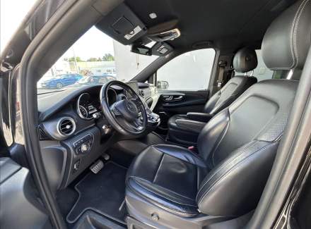 Mercedes-Benz - V-class