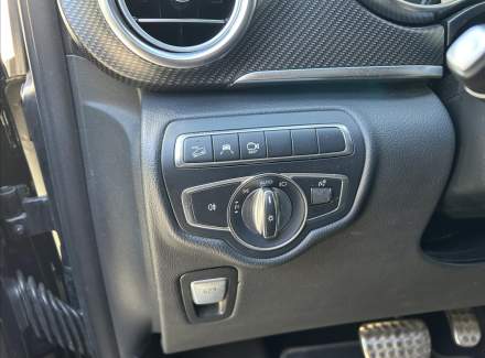 Mercedes-Benz - V-class