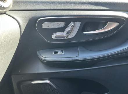 Mercedes-Benz - V-class