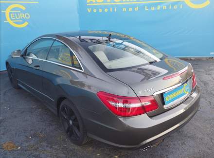 Mercedes-Benz - E-class