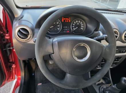 Dacia - Sandero