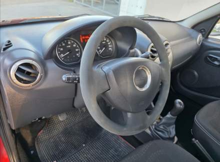 Dacia - Sandero