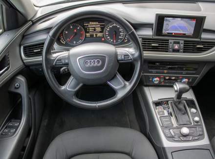 Audi - A6