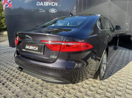 Jaguar - XF
