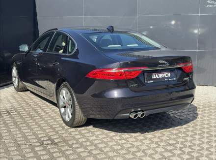 Jaguar - XF