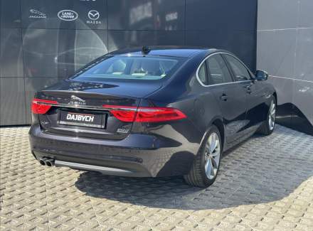 Jaguar - XF