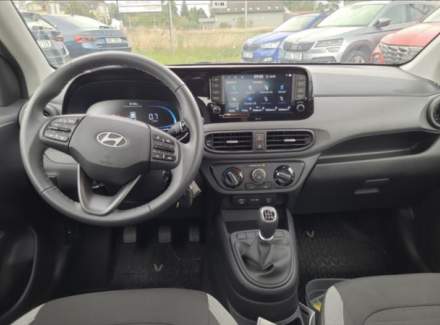Hyundai - i10