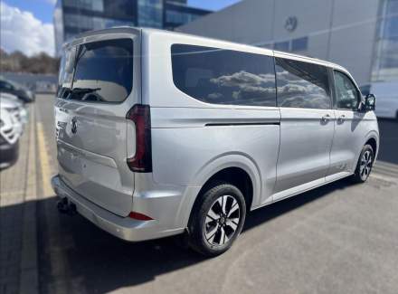 Volkswagen - Caravelle