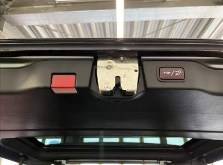 Mercedes-Benz - V-class