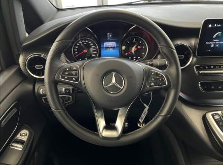 Mercedes-Benz - V-class