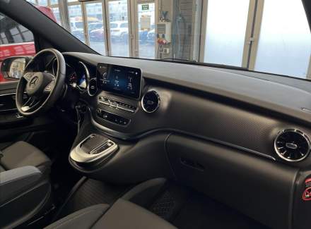 Mercedes-Benz - V-class