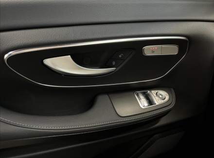 Mercedes-Benz - V-class