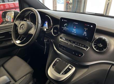 Mercedes-Benz - V-class