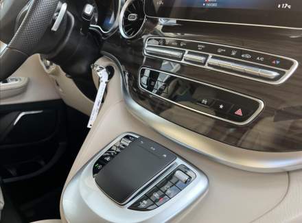 Mercedes-Benz - V-class