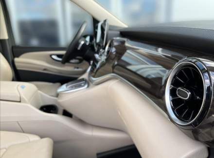 Mercedes-Benz - V-class