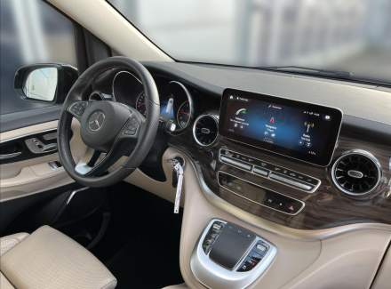 Mercedes-Benz - V-class