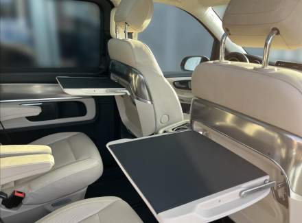 Mercedes-Benz - V-class