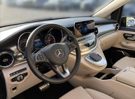 Mercedes-Benz - V-class