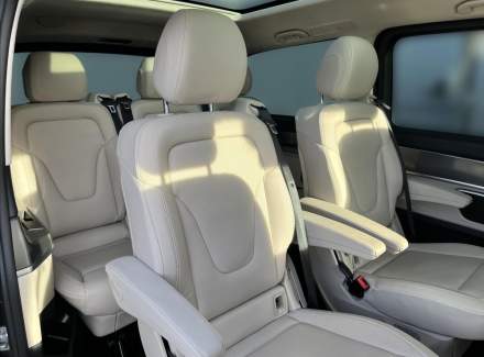 Mercedes-Benz - V-class